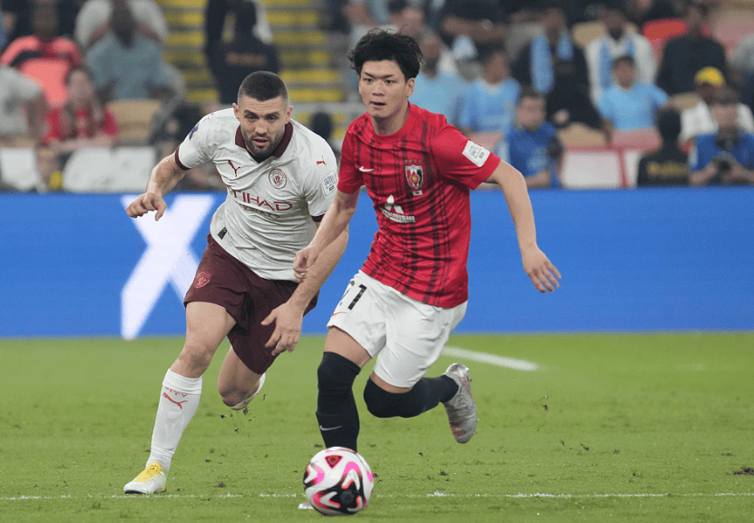 华体会登录入口-阿尔希拉尔进攻端火力强劲，欲破帕尔梅拉斯防线