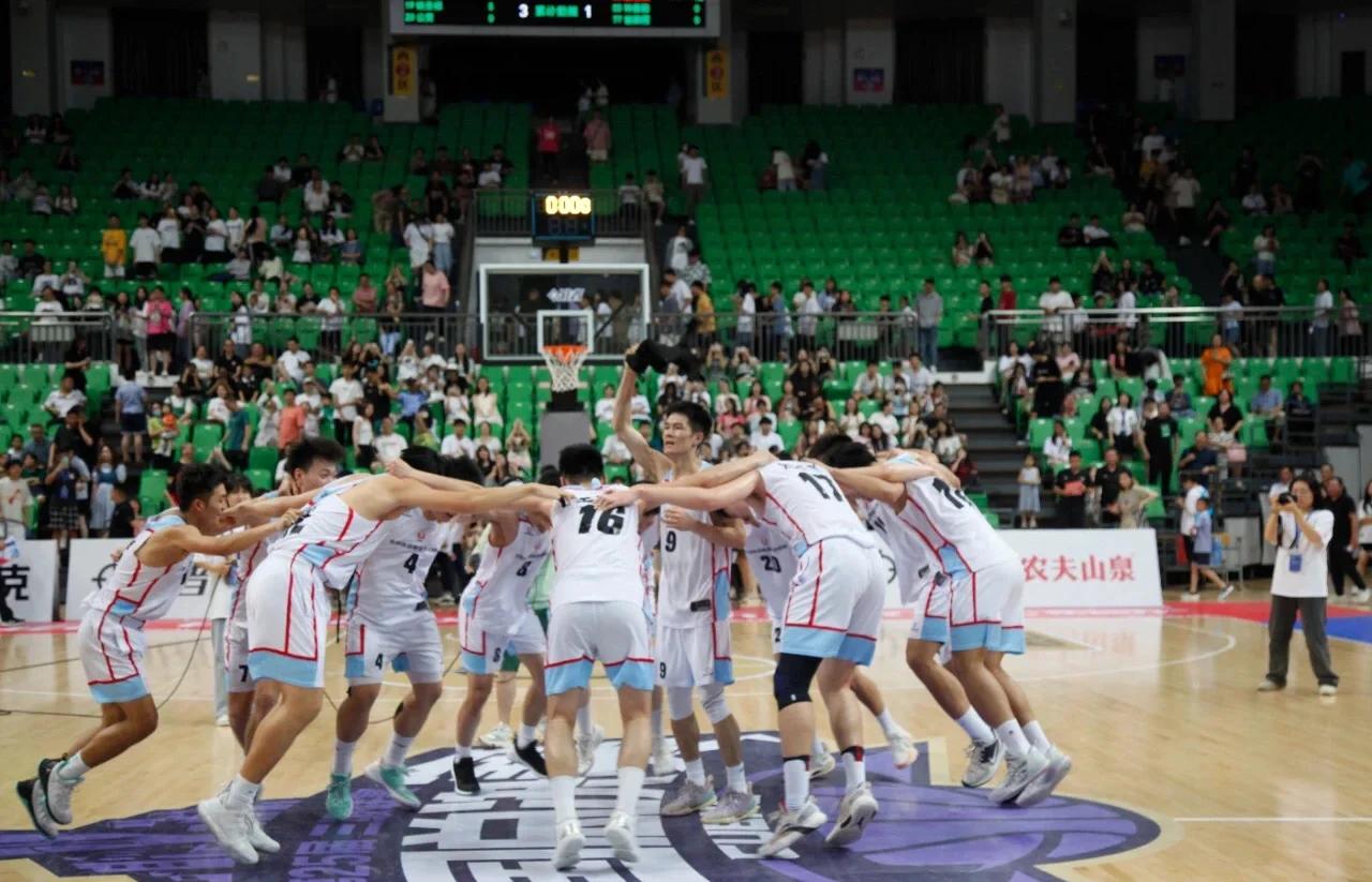 华体会课程-中东篮球联赛冠军之争激烈进行