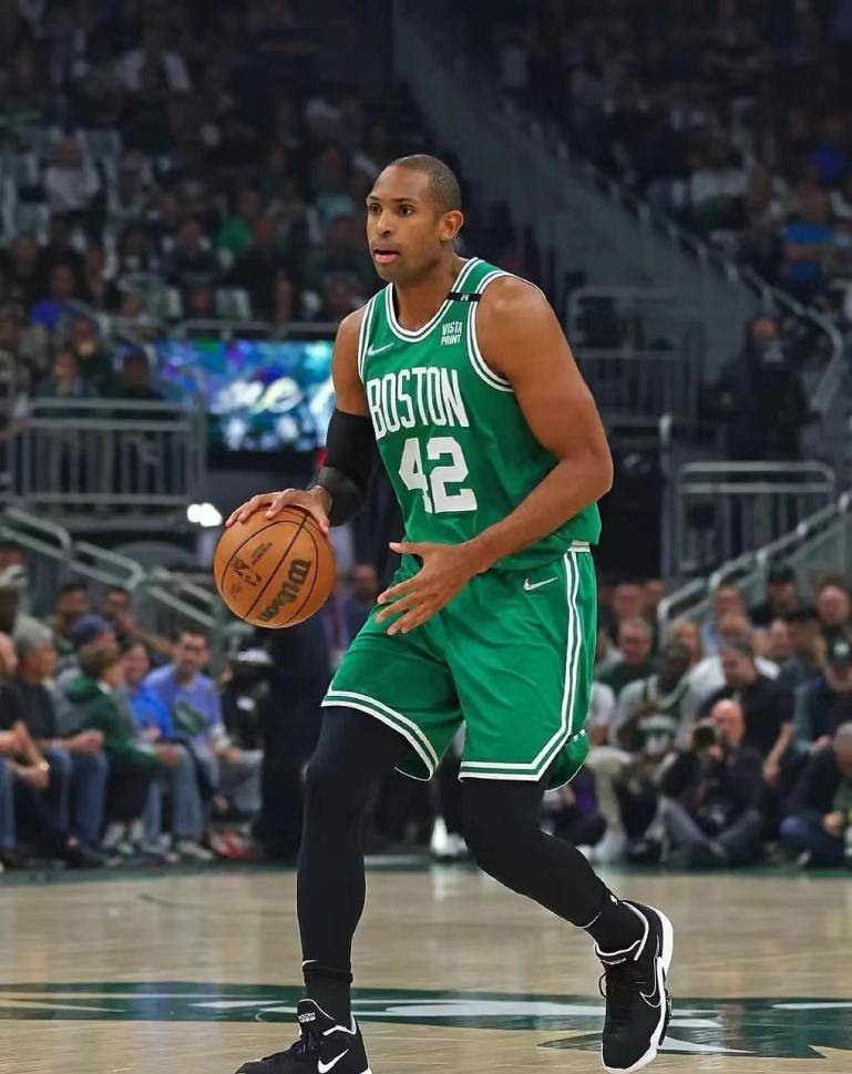 华体会链接-凯尔特人老将回归训练场，备战下一场比赛