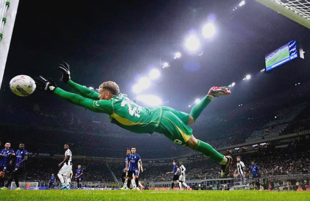 华体会竞技-包含尤文防守屡屡失误，球迷调侃防线有洞的词条