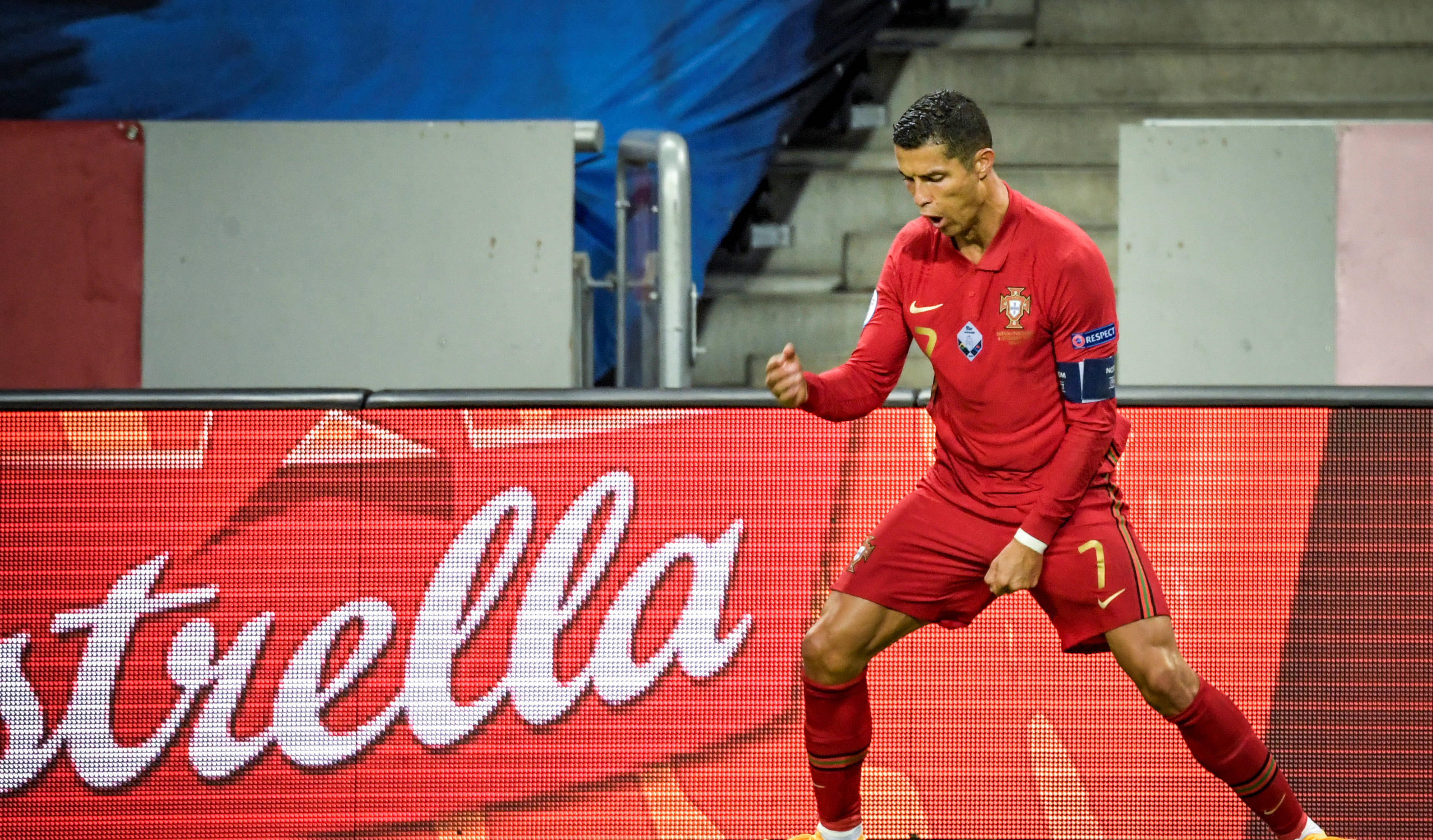 华体会课程-关于C罗宣布不退役，将带领葡萄牙国家队征战欧洲杯的信息