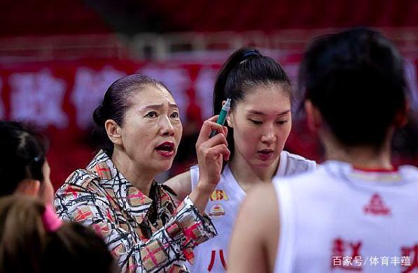 华体会app下载-关于夺冠热门受挫，谁能逆袭登顶？的信息