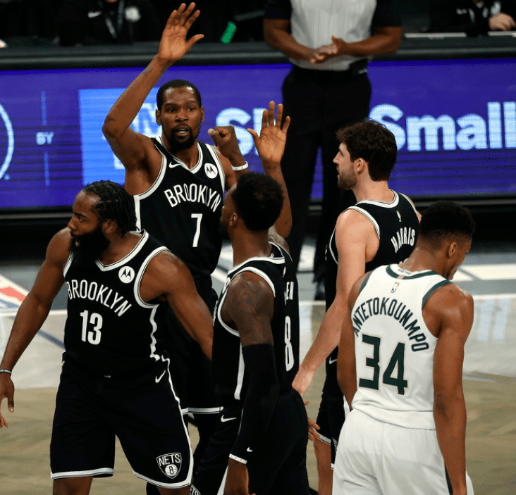 华体会链接-东部强强对话，雄鹿力压篮网联袂登顶的简单介绍