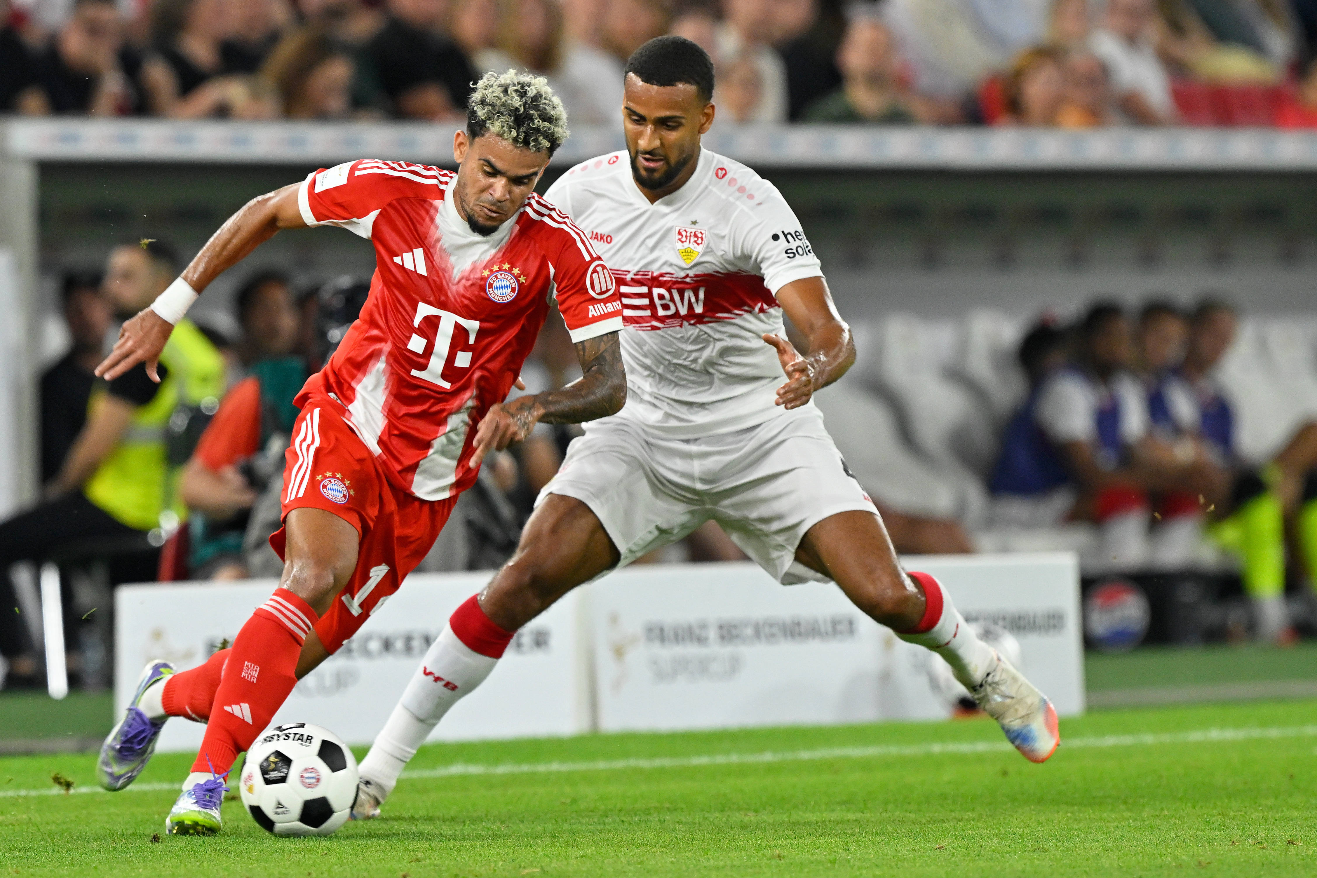 华体会培训-斯图加特球员间矛盾暴露，球队士气受挫的简单介绍